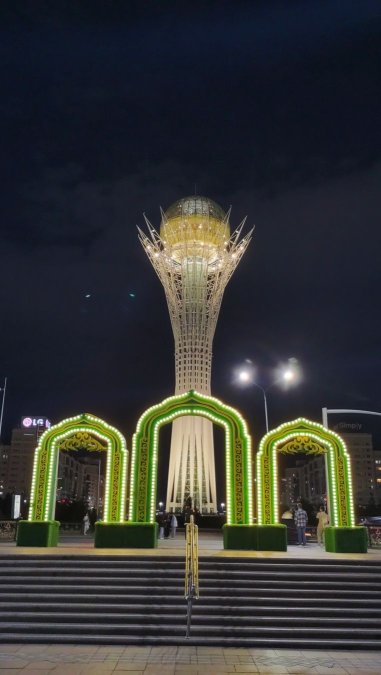 Baiterek: Bird of Happiness in Astana